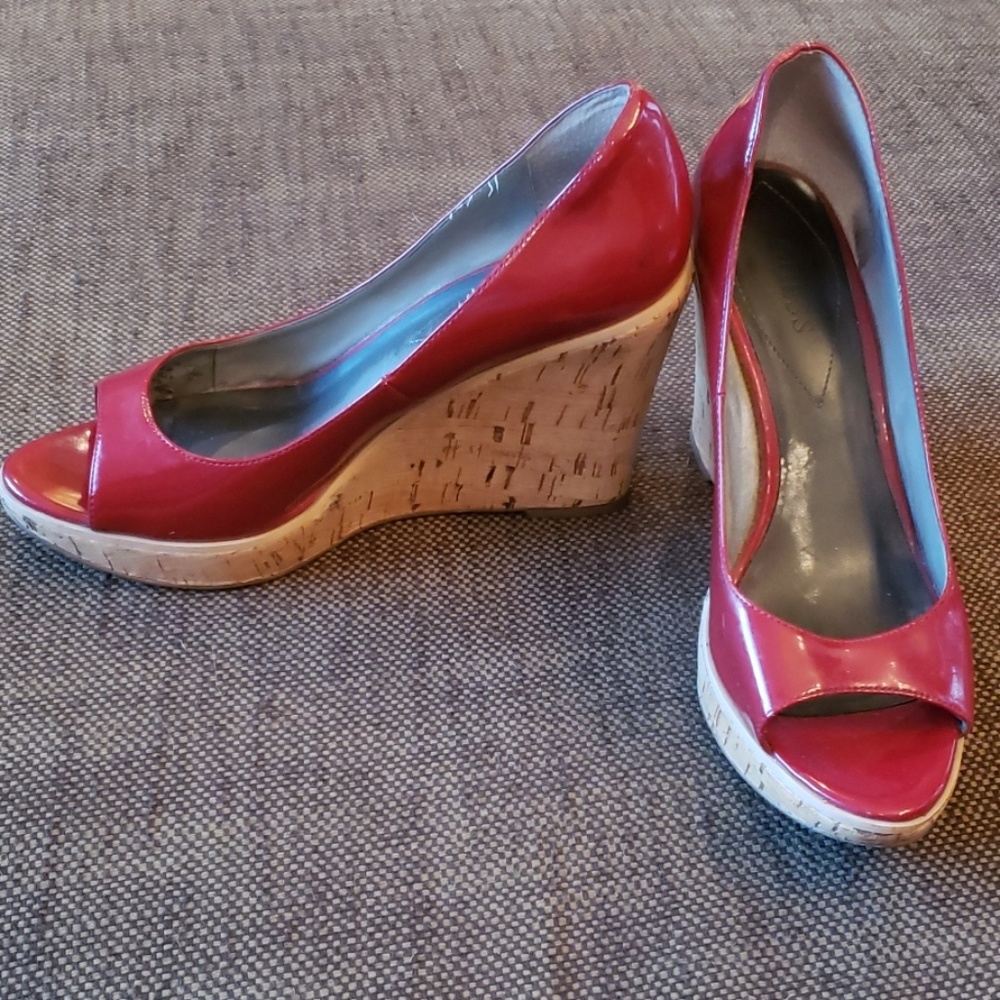 Guess Red Patten Leather Wedge Heels 7.5